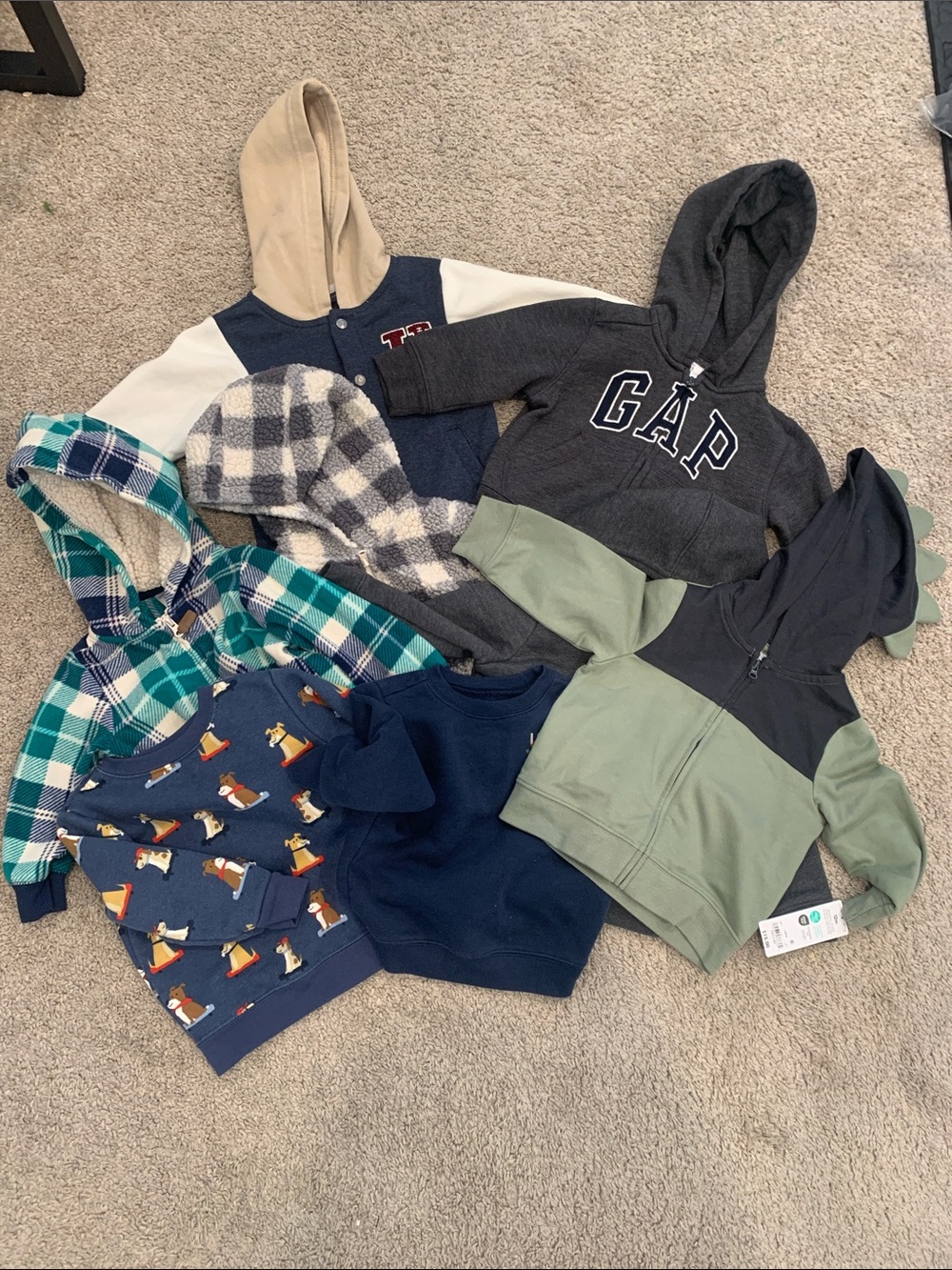 12months Boy sweater & jacket bundle qty.8